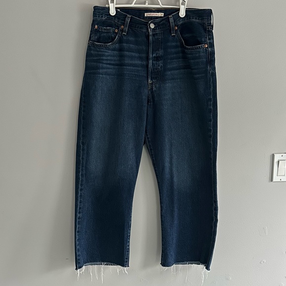 Levi’s Ribcage Straight Ankle Women’s Jeans with Raw Hem Size 31 - Picture 14 of 16